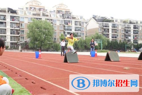 达州中专学校是中专吗