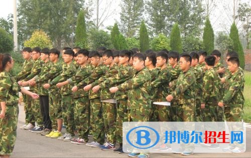 巴中读中专学校有前途吗