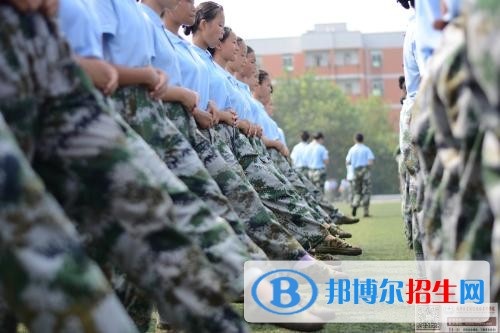 巴中中专学校读什么专业好