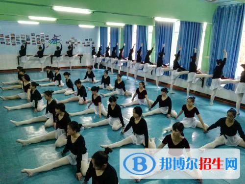 南充女生上中专学校学什么好