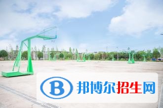 南充女生上中专学校有哪些技术