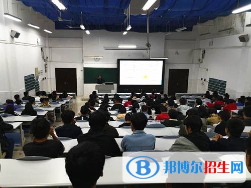 巴中中专学校是什么学校