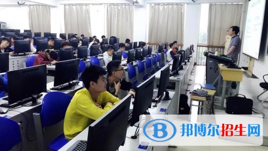 巴中好一点的中专学校