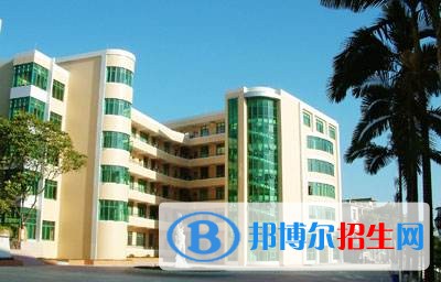 安顺女生读什么中专学校