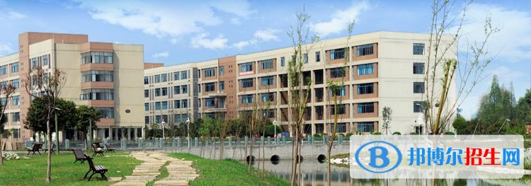 内江女生读什么中专学校