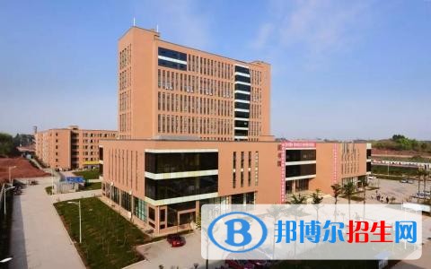 四川希望汽车职业学院五年制大专招生办电话