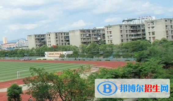 成都龙泉驿区第二中学校怎么样、好不好