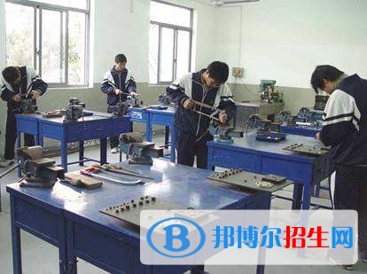 资阳女生读中专学校学什么专业好