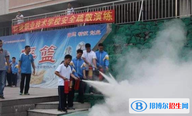 江门荷塘职业技术学校地址在哪里