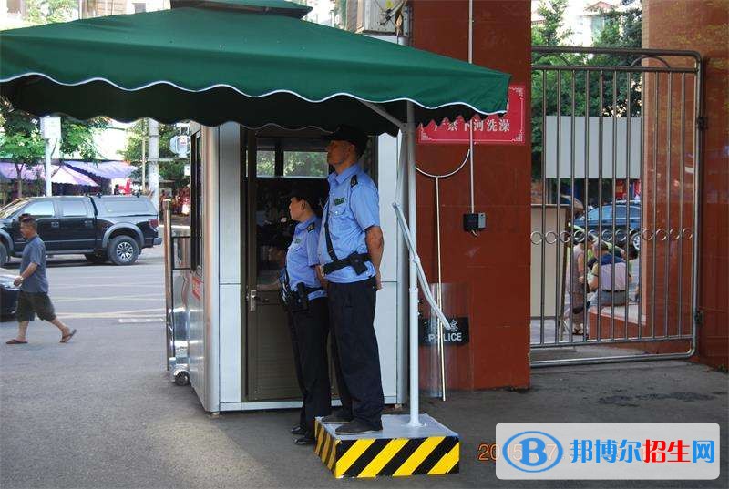 资阳中专学校好还是高中好