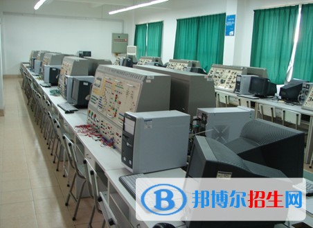 内江中专学校毕业是什么学历