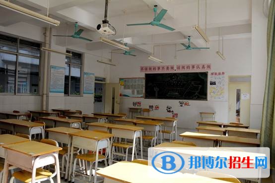 内江中专学校可以学什么