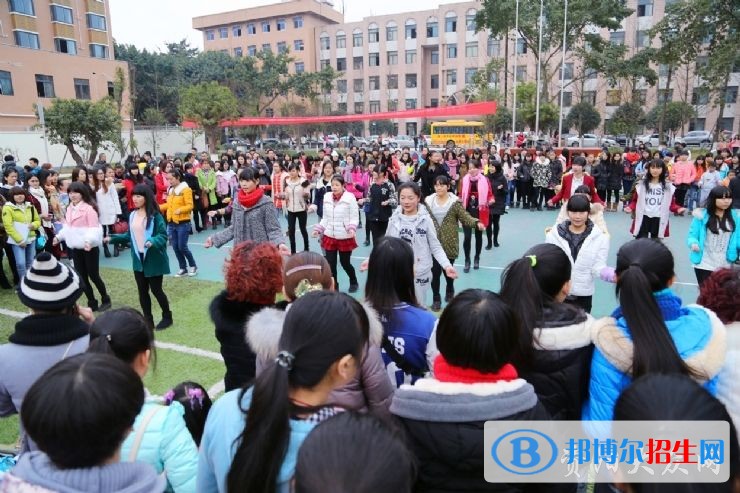 资阳没有高中毕业证可以读中专学校吗