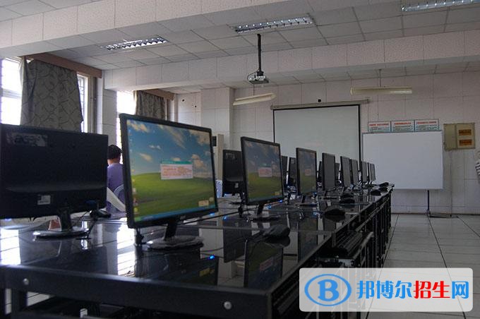 资阳初中毕业上中专学校学什么专业好