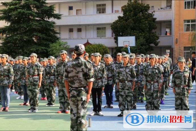 四川省威州民族师范学校五年制大专学校宿舍