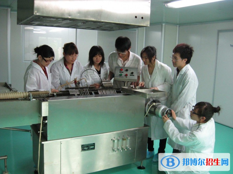 乐山女生上中专学校学什么专业好