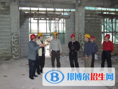 乐山读中专学校学什么专业好