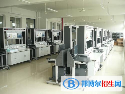眉山读中专学校学什么有前途
