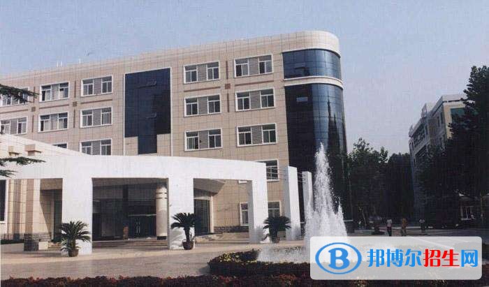 乐山读中专学校有前途吗
