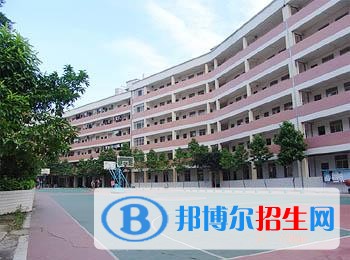 广东华文法商中等职业学校有哪些专业