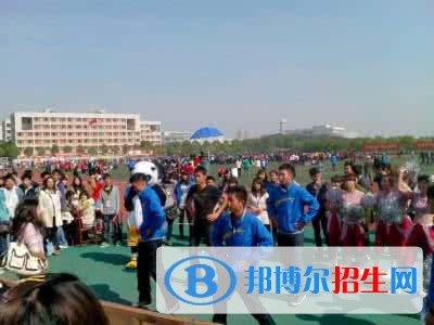 广东华文法商中等职业学校招生办联系电话