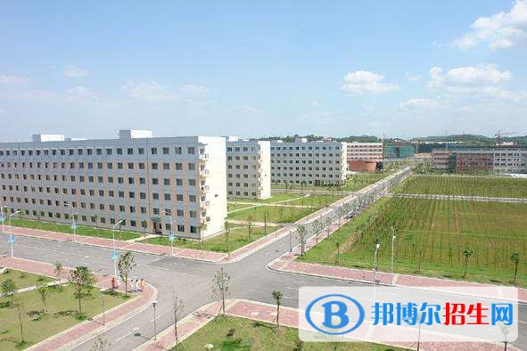 乐山中专学校毕业是什么文凭