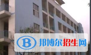 广汉第四中学2022年学费、收费多少