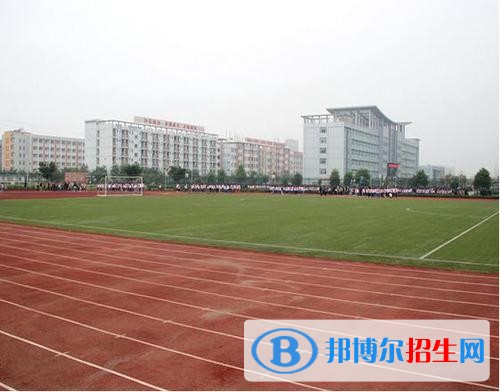 德阳读中专学校多少钱