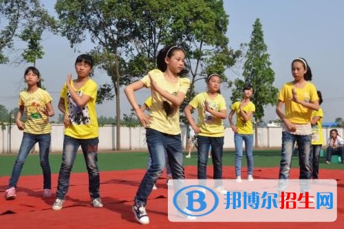 德阳高中毕业上中专学校学什么专业好