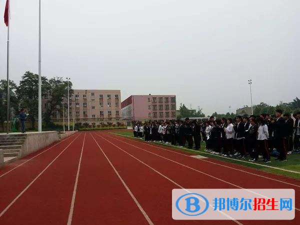 西安初中毕业能上中专学校吗