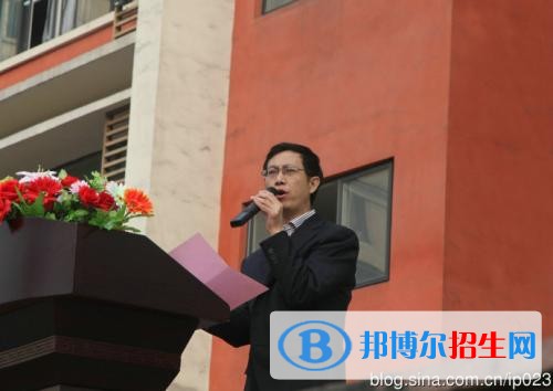 重庆读中专学校好不好