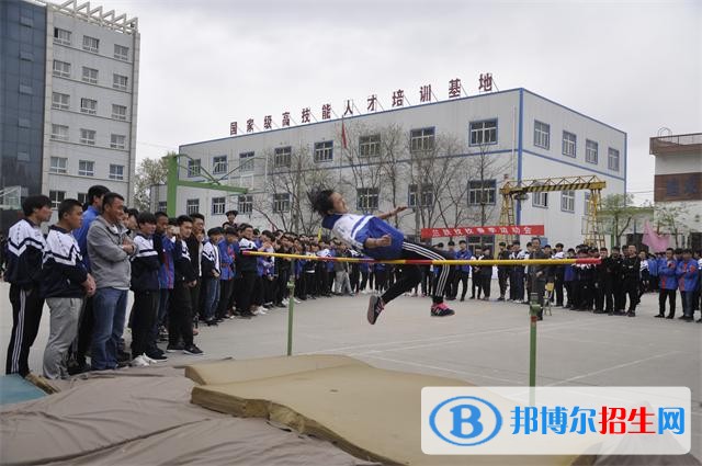 宝鸡初中毕业读什么中专学校好