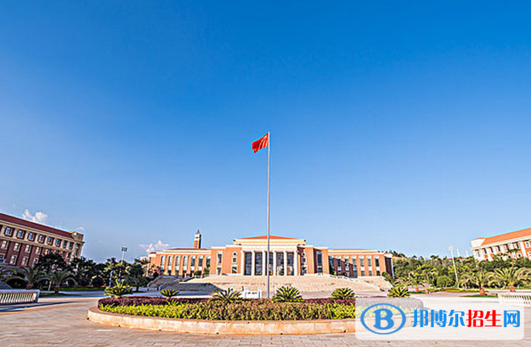 成都育华职业学校医学检验专业介绍