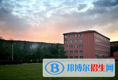 宝鸡高中毕业可以上中专学校吗