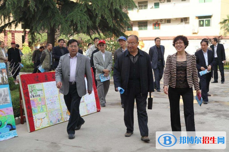 宝鸡高中女生毕业后读什么中专学校好