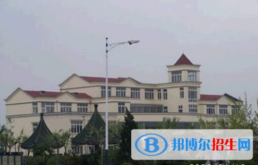 无锡读中专学校多少钱