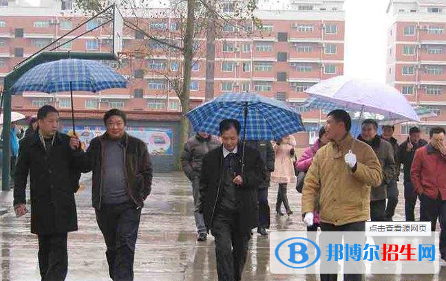 宝鸡职高好还是中专学校好