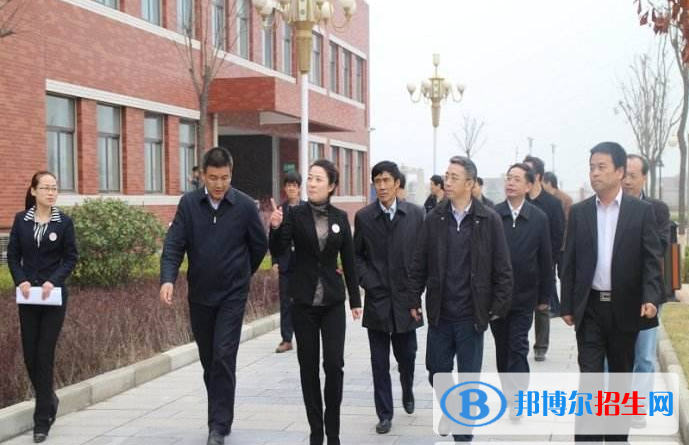 渭南高中中专学校
