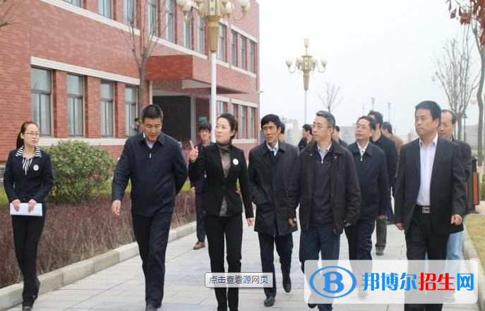 渭南女生上什么中专学校比较好