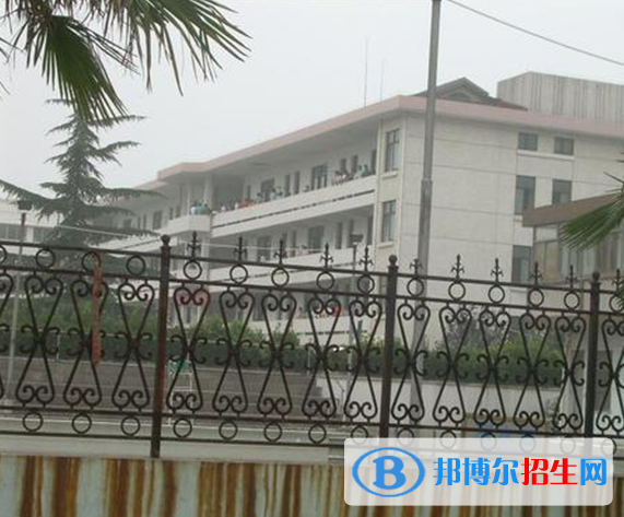 吴中职业高级中学1