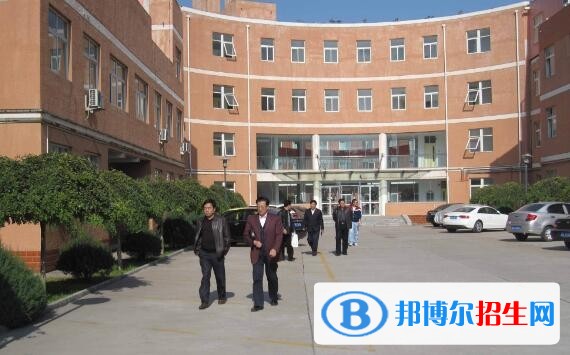 河北高中毕业上什么中专学校好