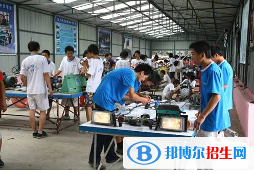 河北怎么读中专学校