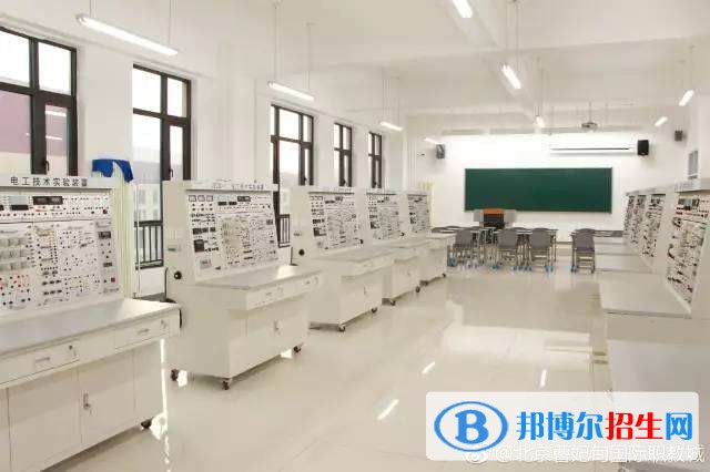 唐山高中好还是中专学校好