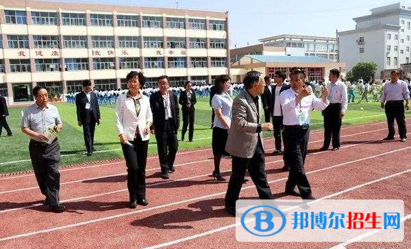 白银没初中毕业证能去中专学校