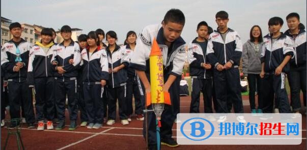 余庆中学2019年招生办联系电话
