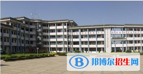 毕节民族中学2019年招生办联系电话