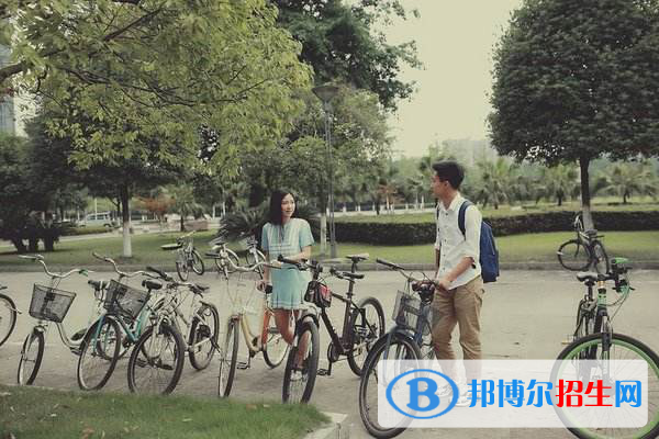 四川城市技师学院的教学管理怎么样