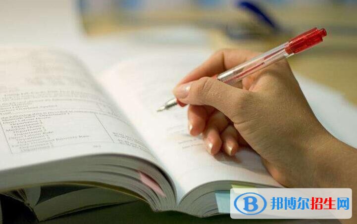 湖南中专学校毕业是什么文凭