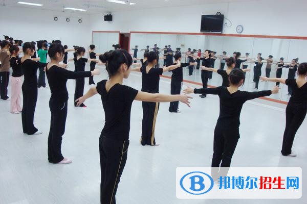 2019四川幼师学校的培育目的和专业前景怎样