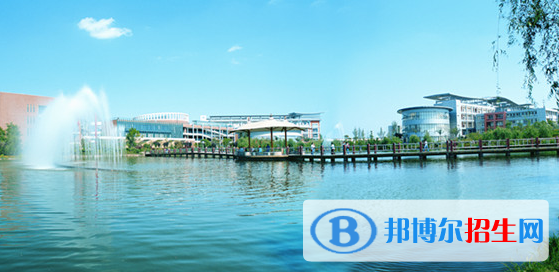 四川城市职业学院1